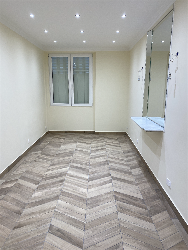 commerce en vente sur PARIS (75017)