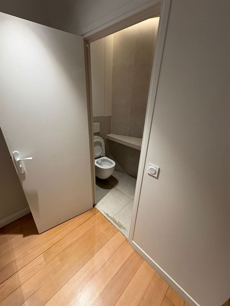 Location Bureaux Paris 17 75017 Place Saint-Ferdinand